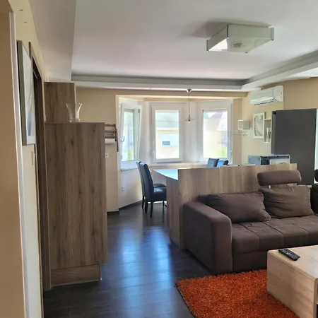Apartment Li-do Vendeghaz Balatonfured