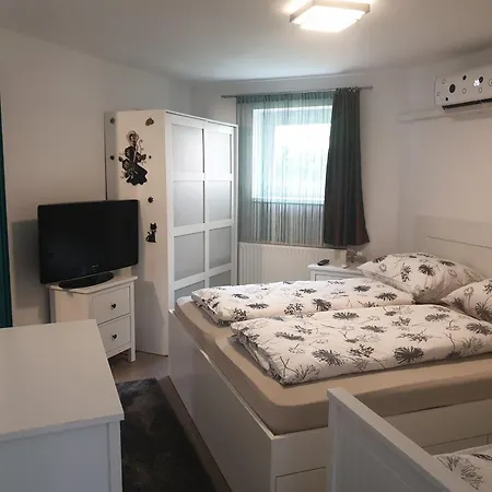 Li-do Vendeghaz Balatonfüred