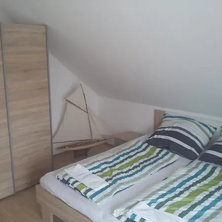 Li-do Vendeghaz Apartment Balatonfured