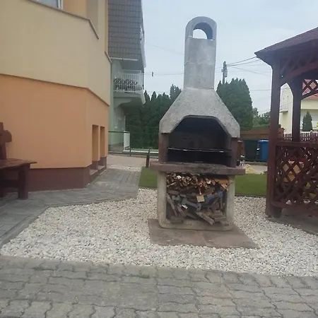 Li-do Vendeghaz Apartment Balatonfured