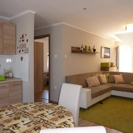 شقة Li-do Vendeghaz بالاتونفوريد