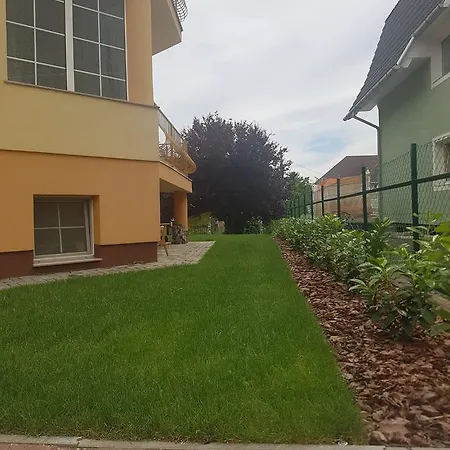 Li-do Vendeghaz Apartament *