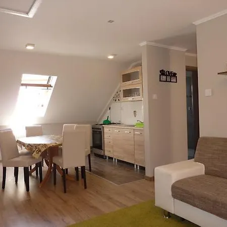 Li-do Vendeghaz Balatonfüred