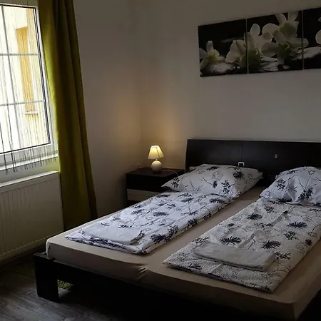 شقة Li-do Vendeghaz *