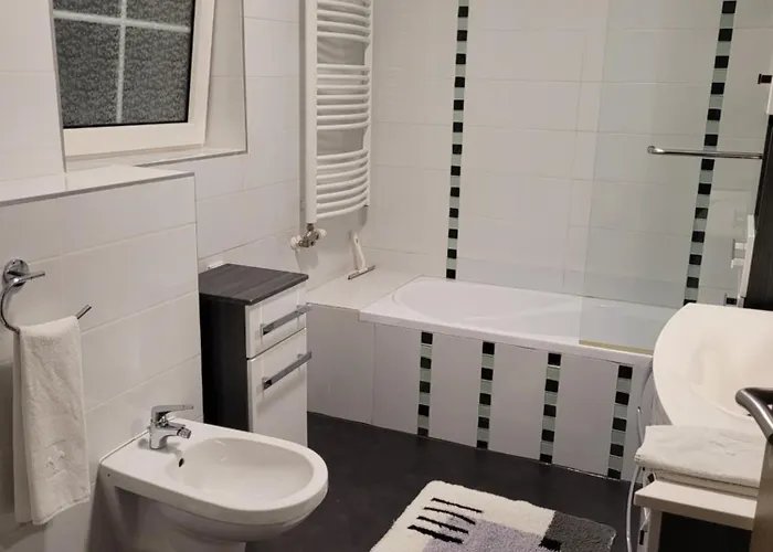 Li-do Vendeghaz * Balatonfüred