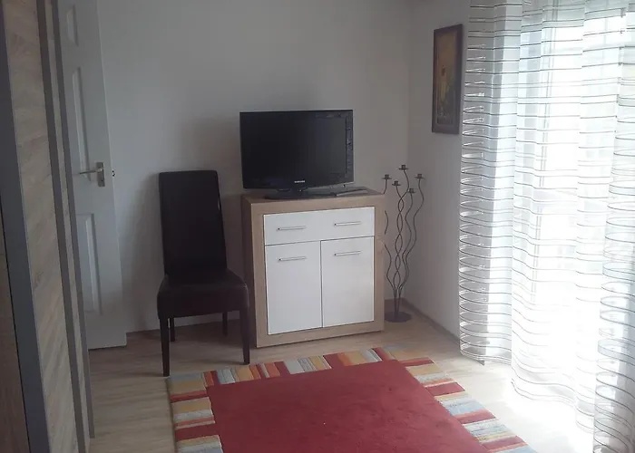 Li-do Vendeghaz * Balatonfüred