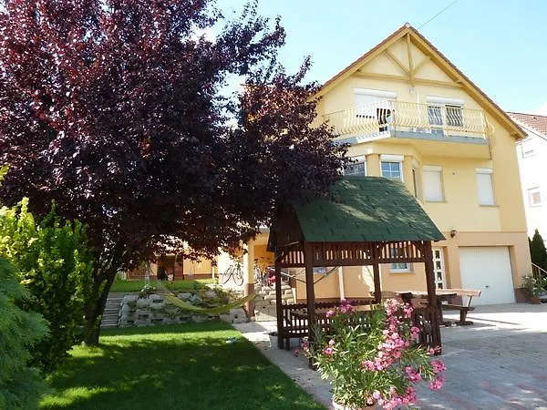 Li-do Vendeghaz * Balatonfüred