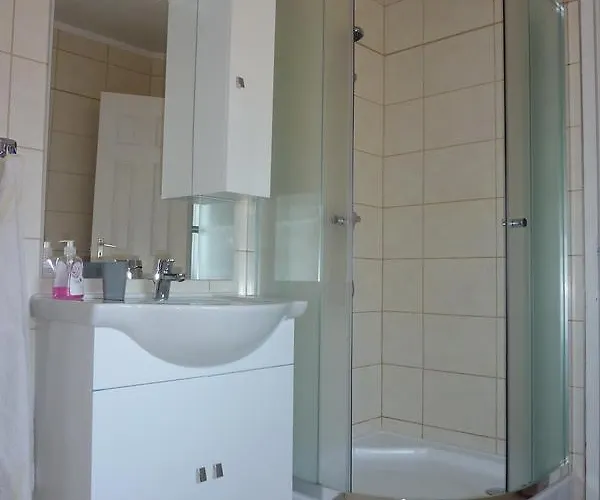 Apartament Li-do Vendeghaz