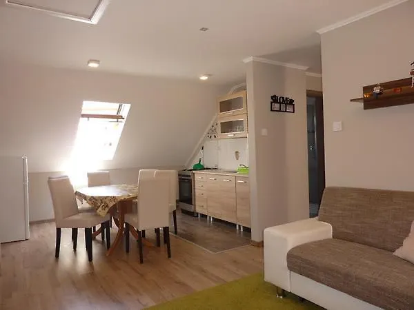 Li-do Vendeghaz Balatonfüred