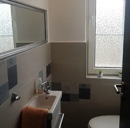 Apartament Li-do Vendeghaz
